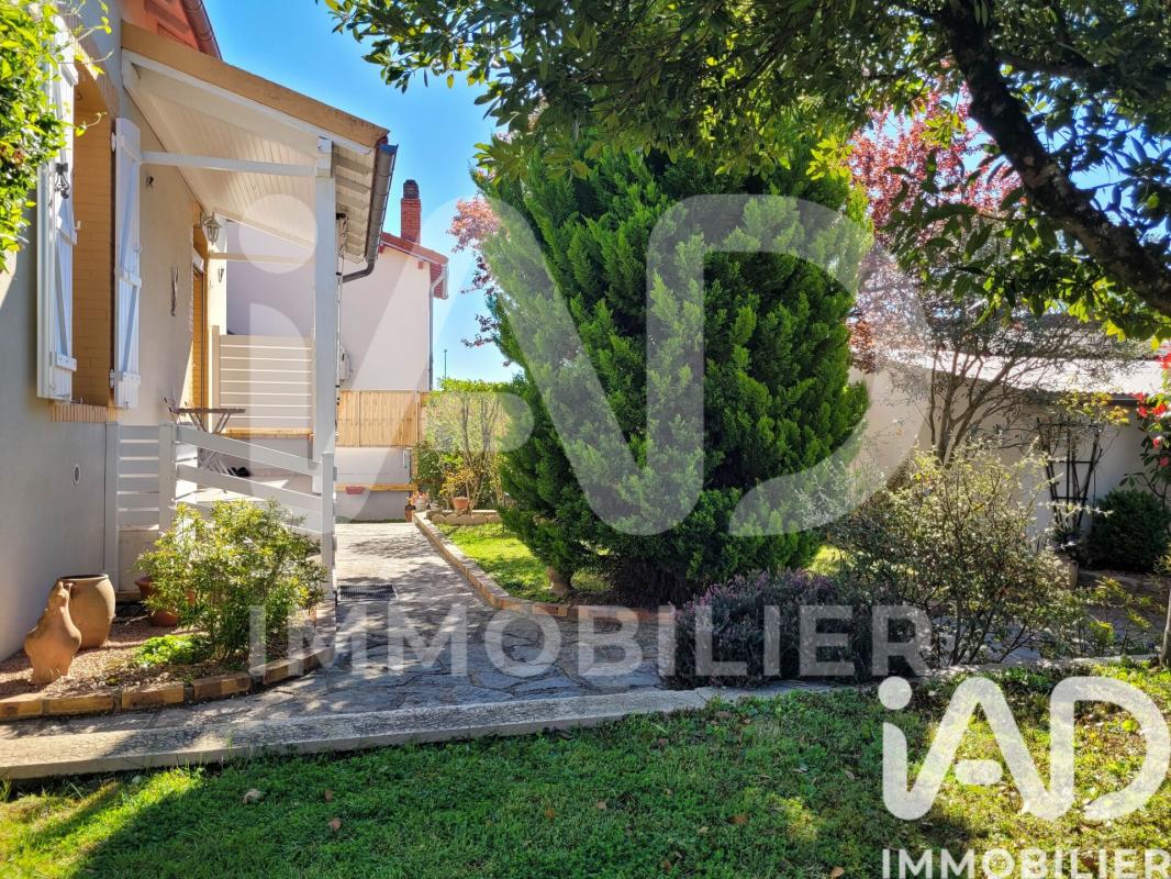 Maison 4 Pièce(s) Montluçon