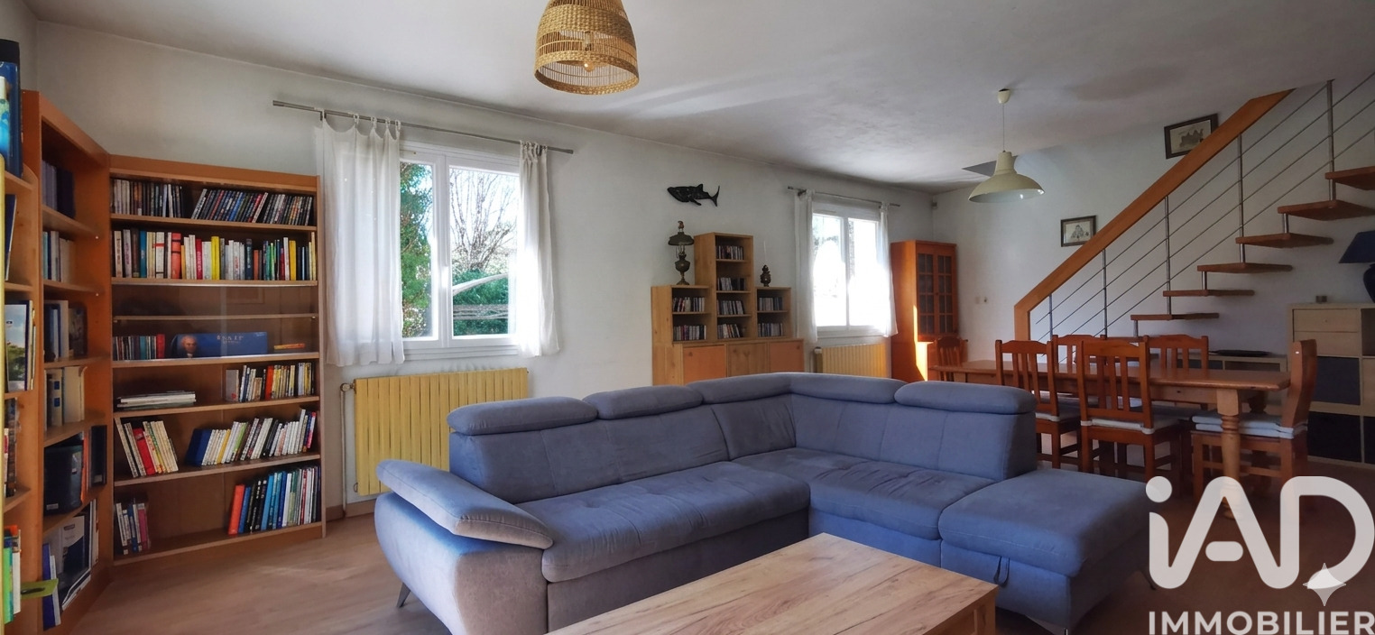 Maison 7 Pièce(s) Brié-et-Angonnes