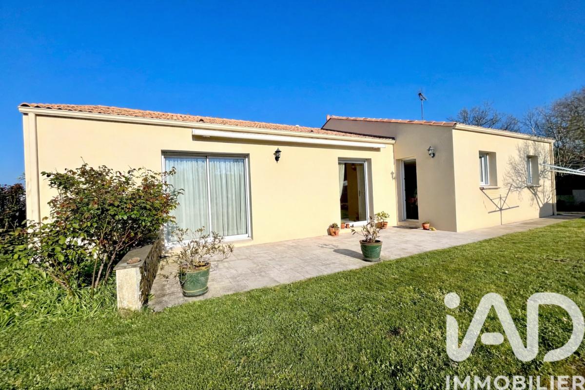 Maison 5 Pièce(s) Le Poiré-sur-Vie