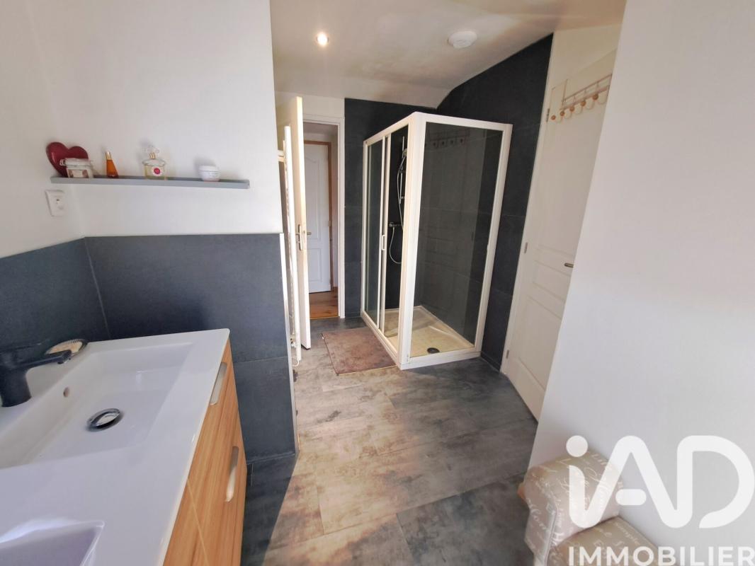 Maison longère 9 Pièce(s) La Ferrière