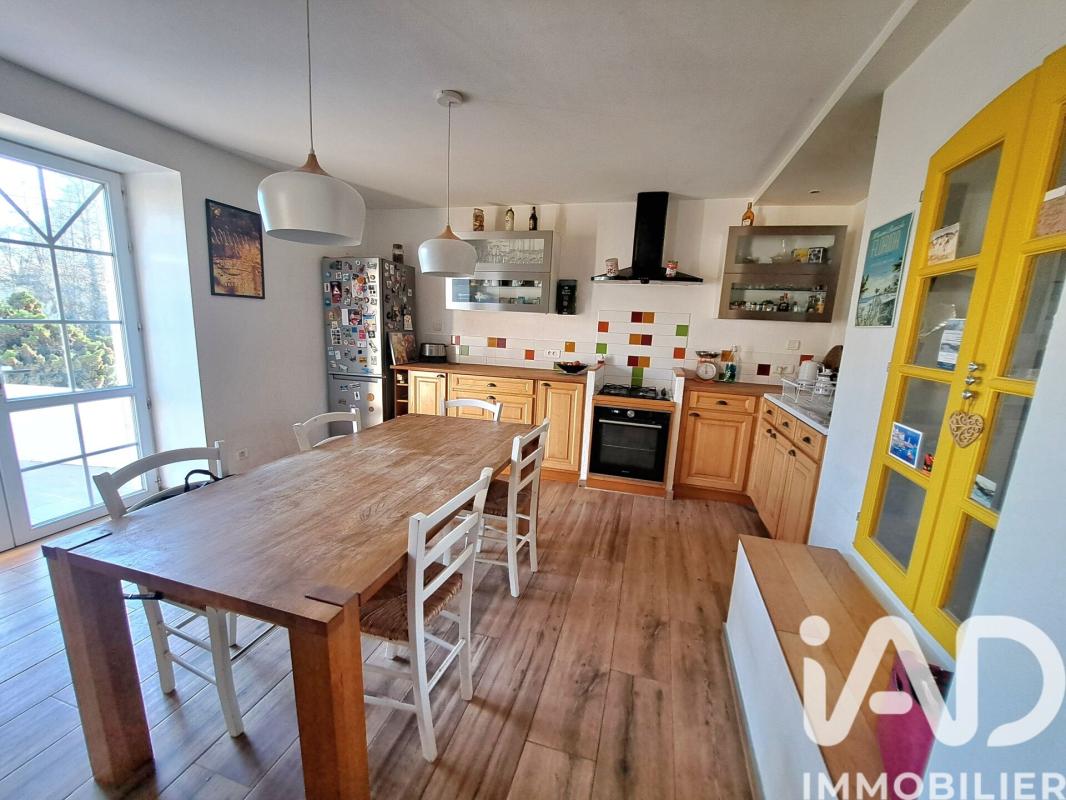Maison 9 Pièce(s) La Ferrière - Photo 4