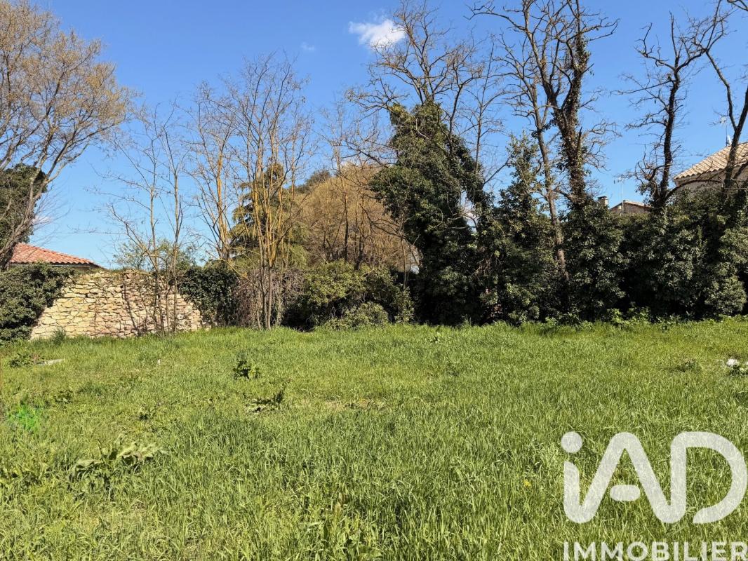 Terrain  Nîmes
