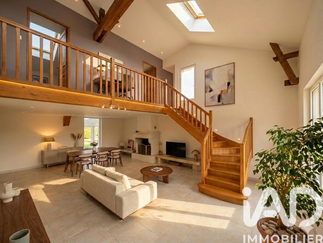 Maison 8 Pièce(s) Yves