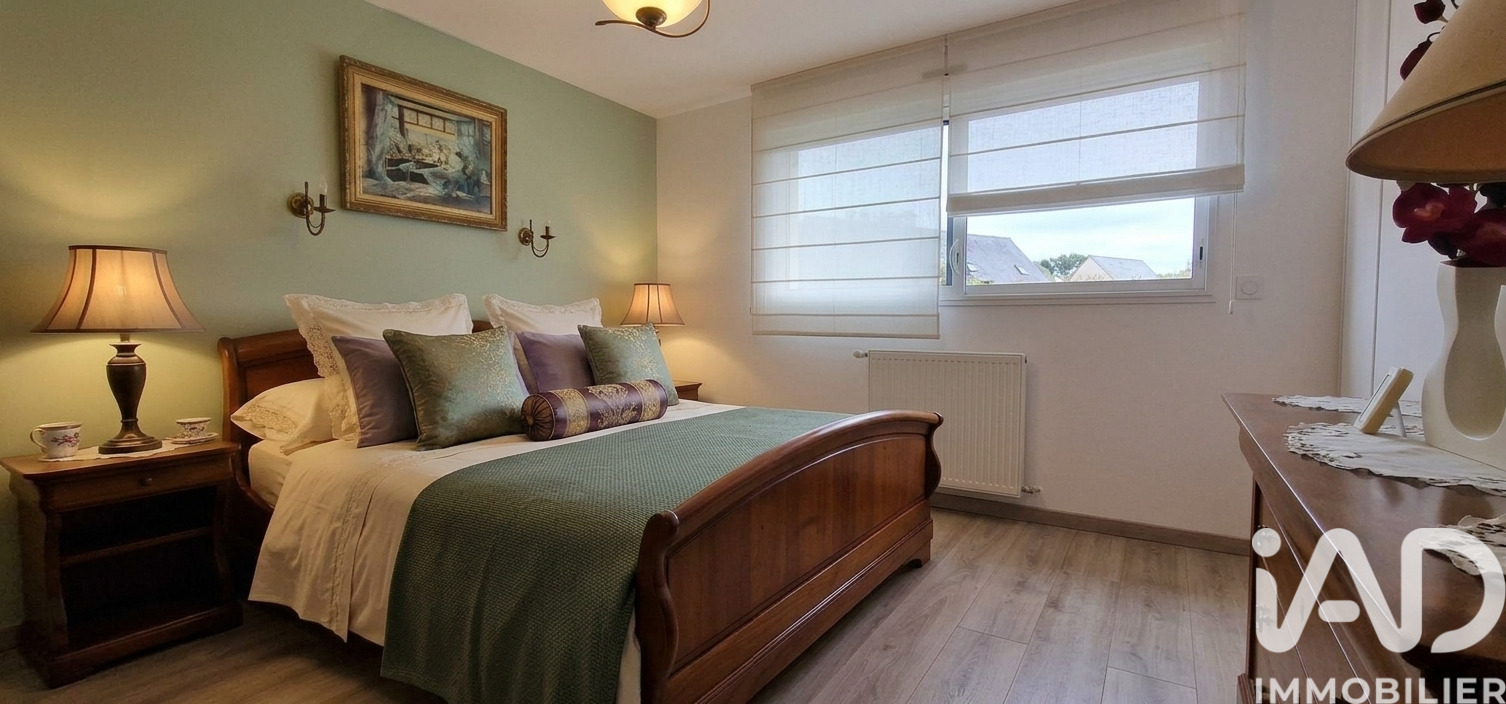 Maison 8 Pièce(s) Theix-Noyalo