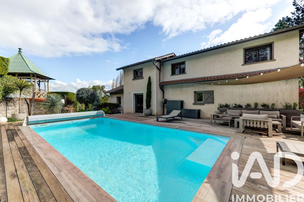 Maison 7 Pièce(s) Saint-Romain-au-Mont-d'Or