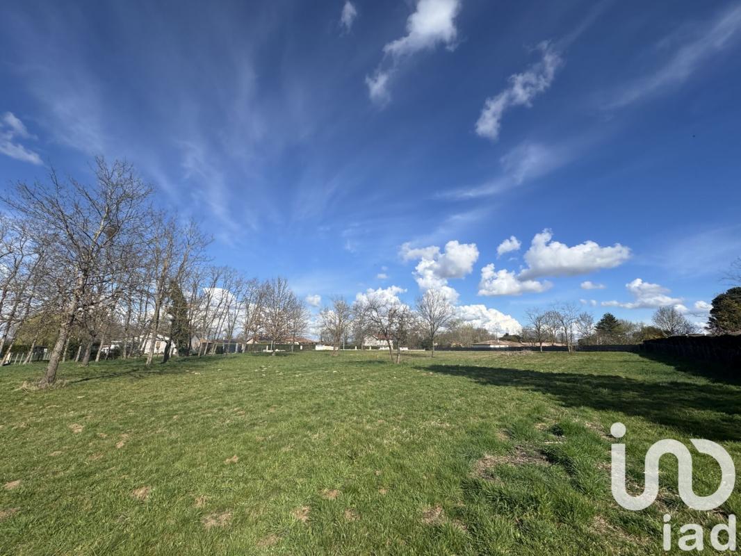 Terrain  Bressols