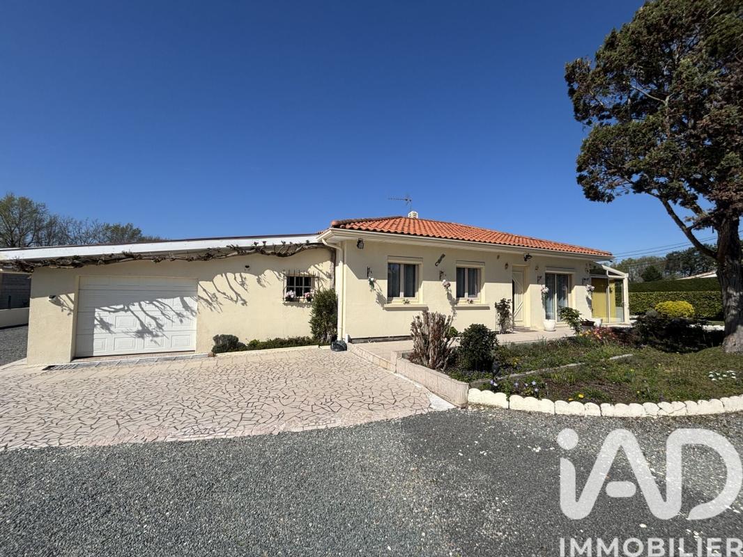 Maison traditionnelle 3 Pièce(s) La Lande-de-Fronsac