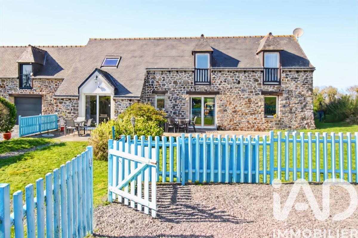 Propriété 6 Pièce(s) Lamballe-Armor