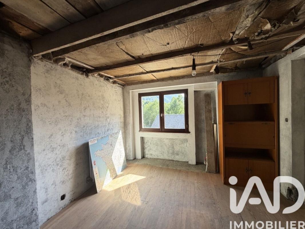 Maison 8 Pièce(s) Livet-et-Gavet - Photo 15