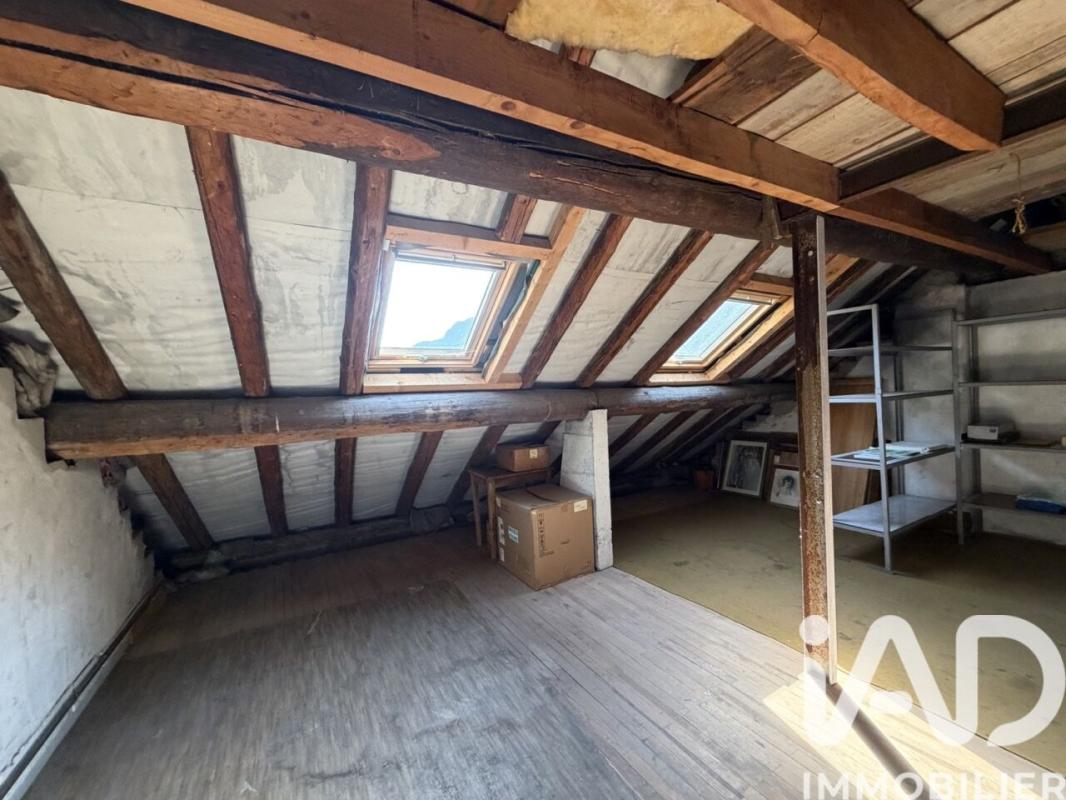 Maison 8 Pièce(s) Livet-et-Gavet - Photo 16
