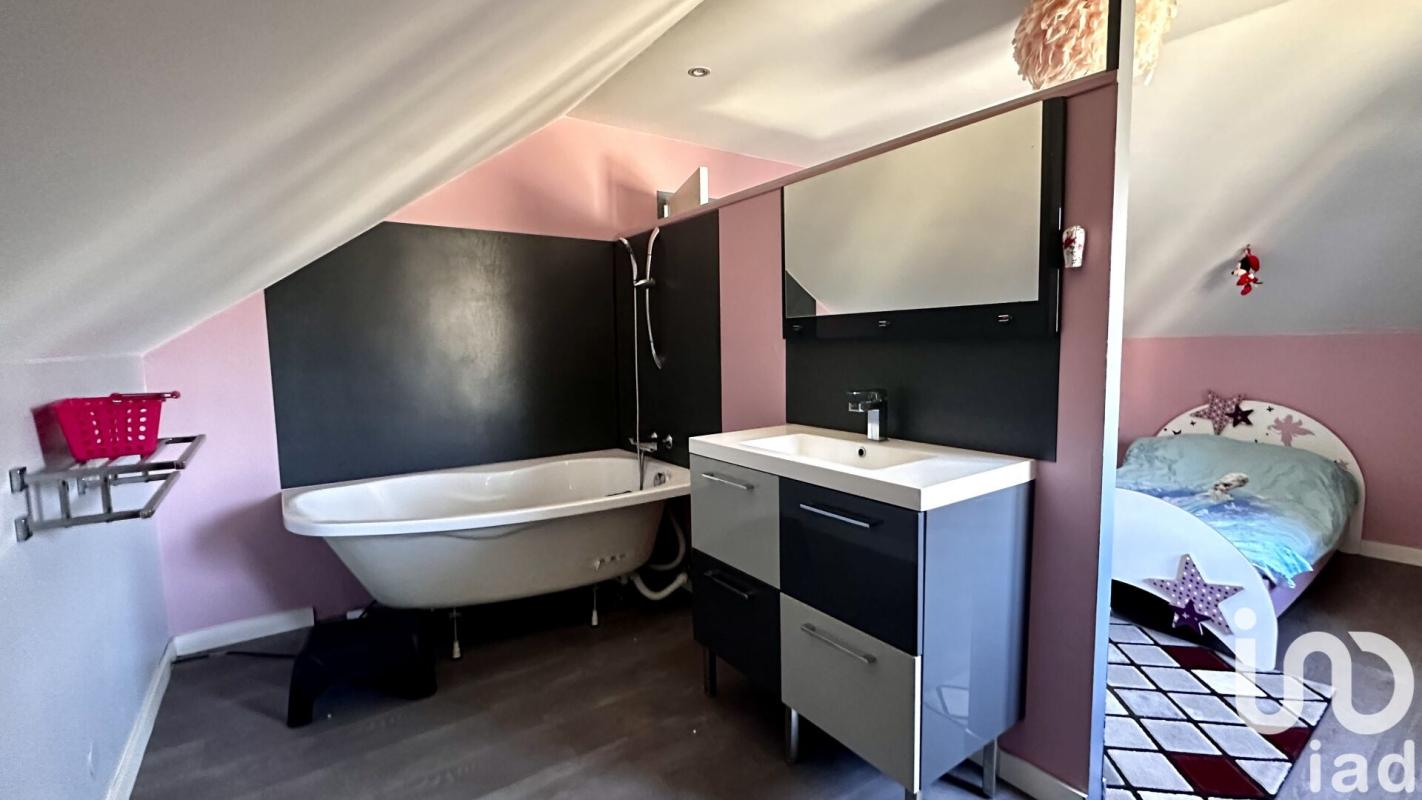 Maison 6 Pièce(s) Roche-lez-Beaupré