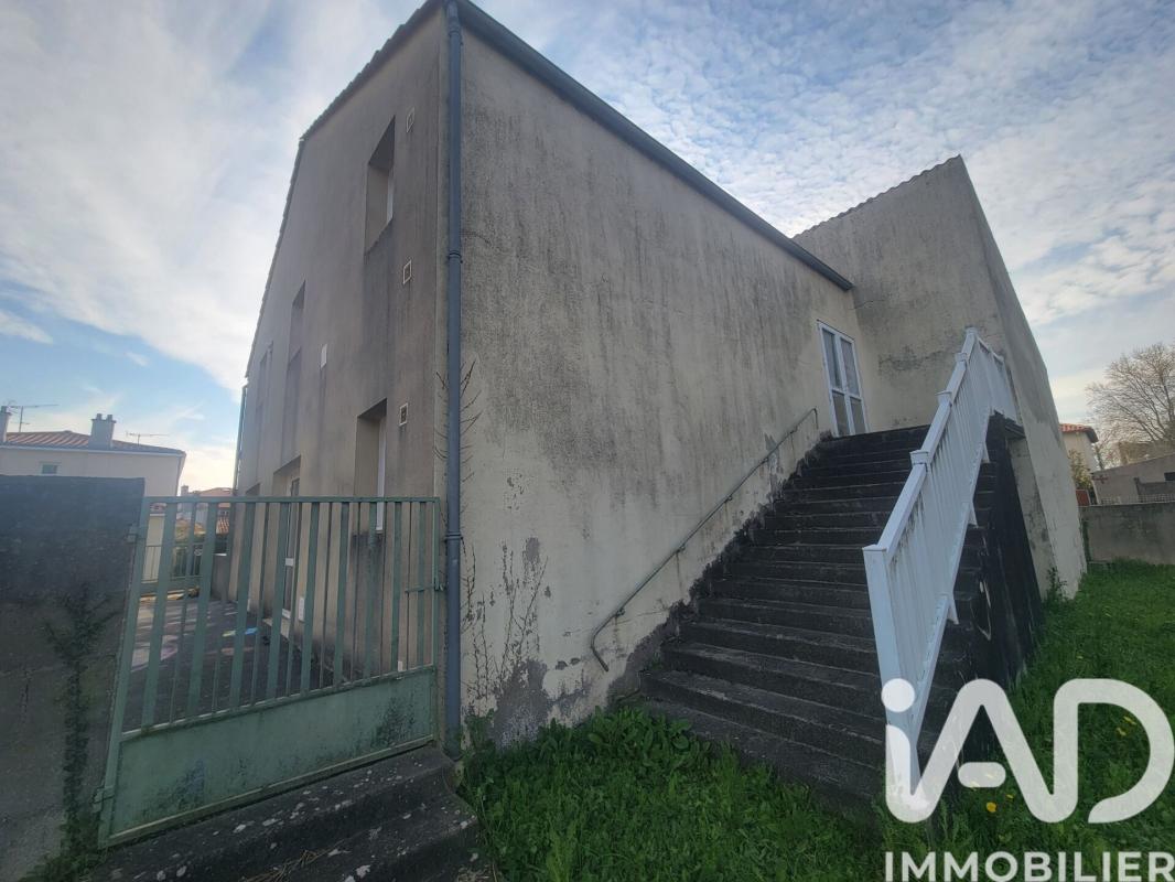 Maison 6 Pièce(s) La Meilleraie-Tillay