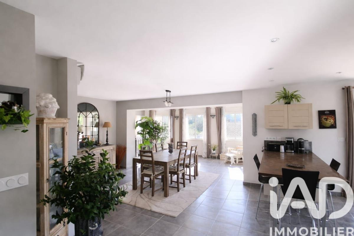 Maison 6 Pièce(s) Orange