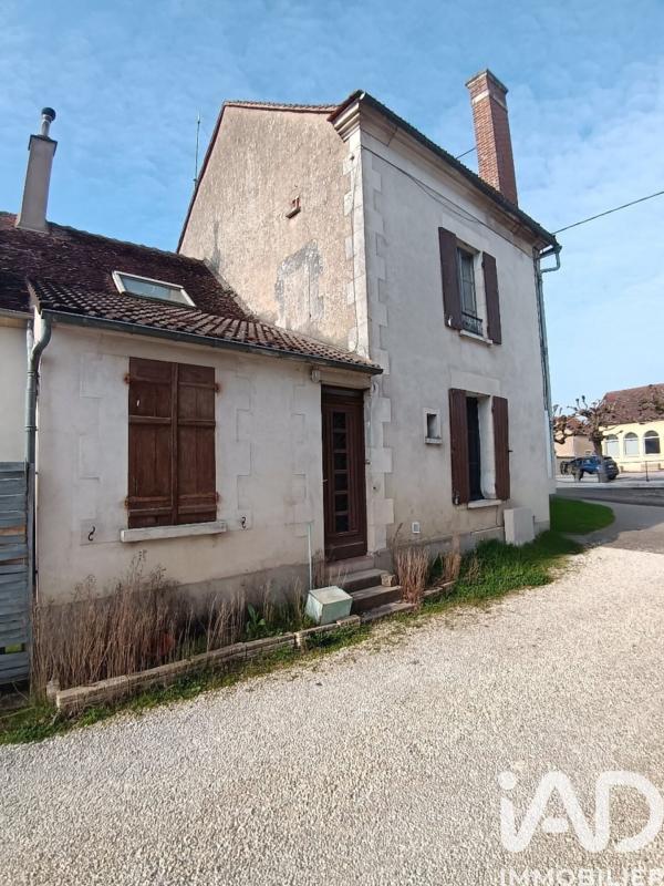 Maison de village 5 Pièce(s) Chemilly-sur-Yonne