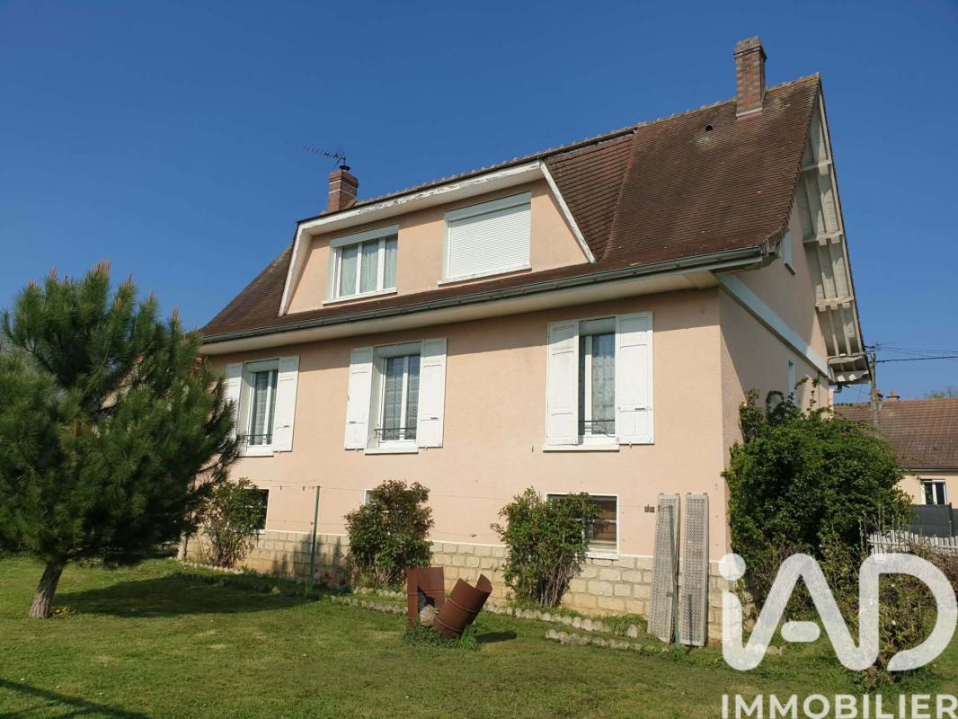 Maison 5 Pièce(s) Cézy