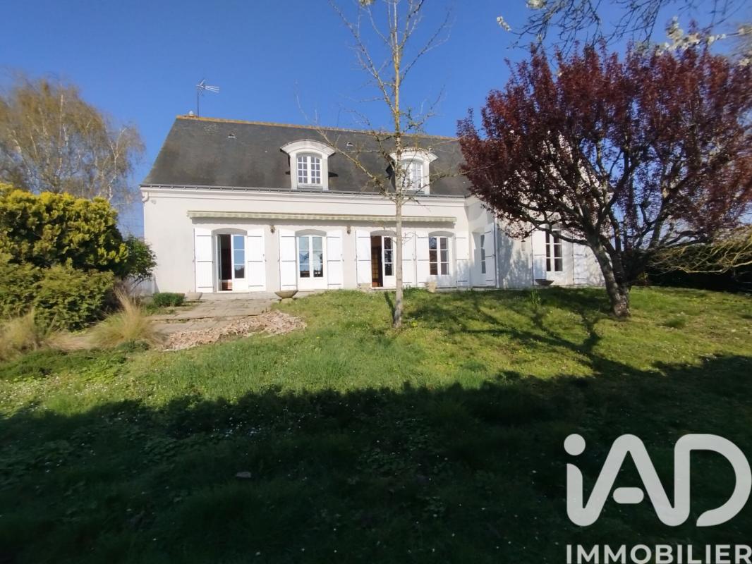 Maison traditionnelle 7 Pièce(s) Rivière