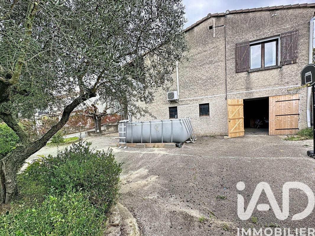 Maison 3 Pièce(s) Saint-Saturnin-lès-Avignon