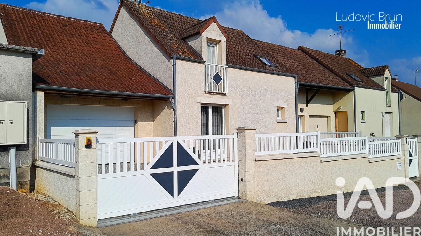 Maison traditionnelle 5 Pièce(s) Bléneau