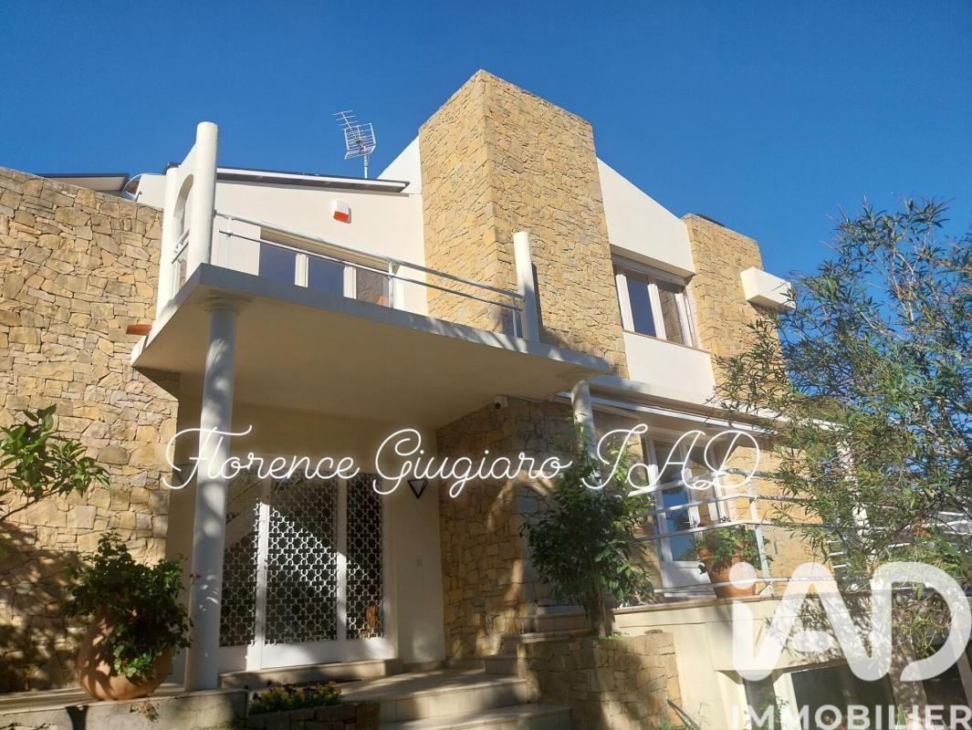 Maison traditionnelle 8 Pièce(s) Sanary-sur-Mer