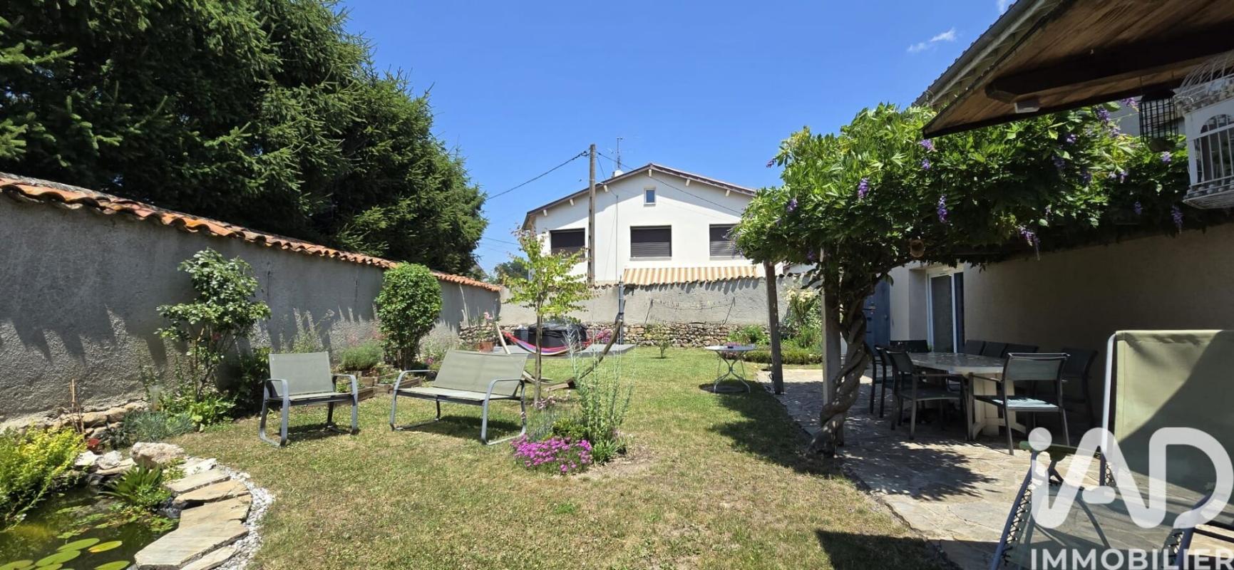 Maison traditionnelle 8 Pièce(s) Bonson