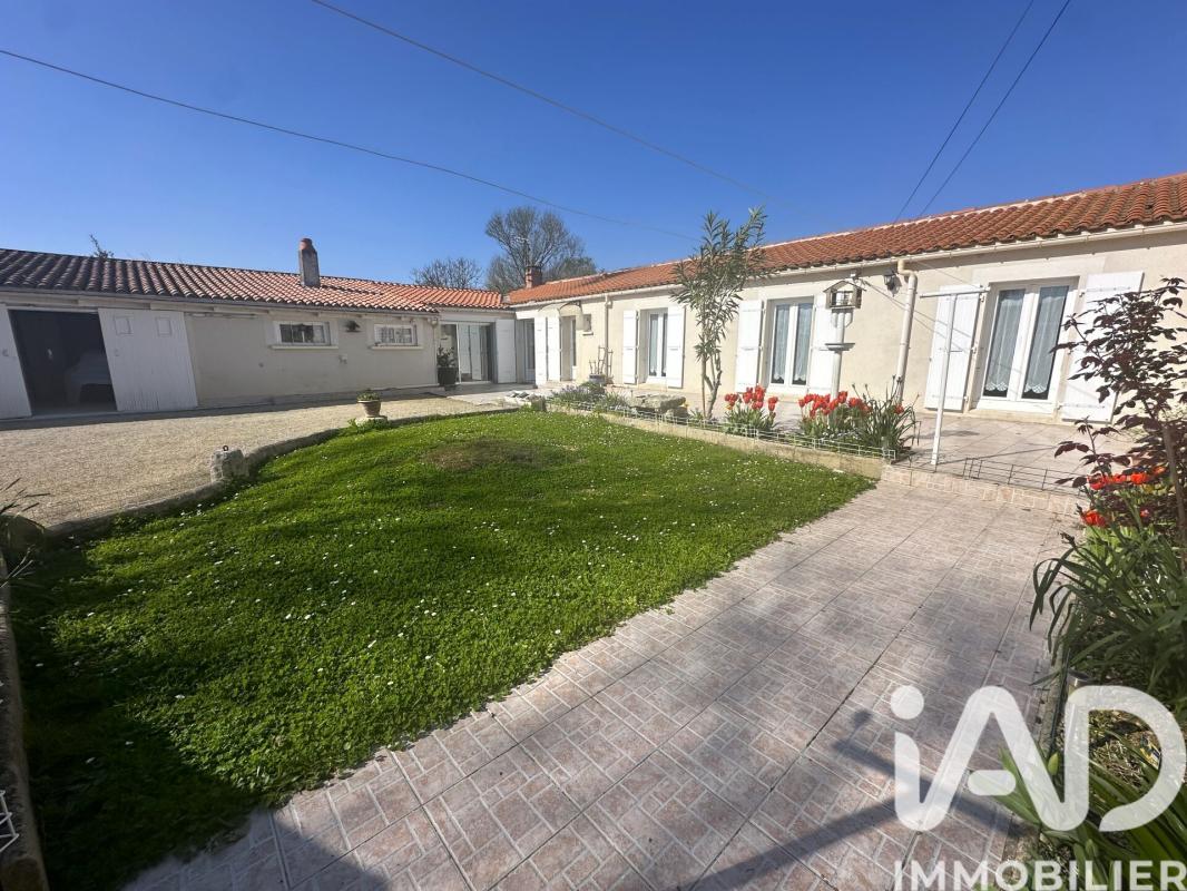 Maison 4 Pièce(s) Montroy