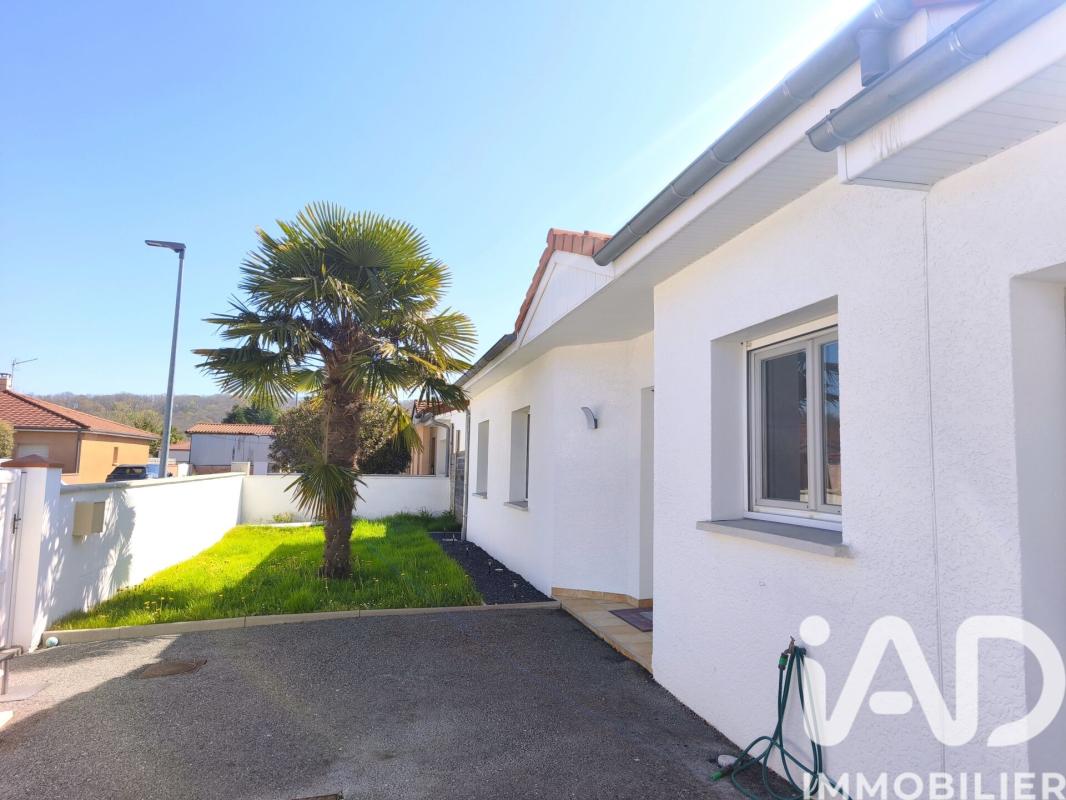 Maison 4 Pièce(s) Séméac