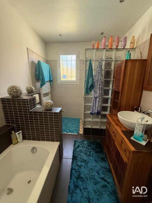 Maison 7 Pièce(s) Flassans-sur-Issole