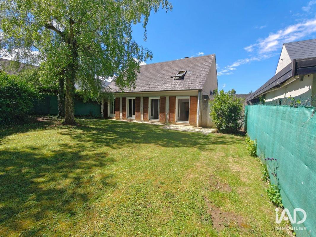 Maison 7 Pièce(s) Le Mée-sur-Seine