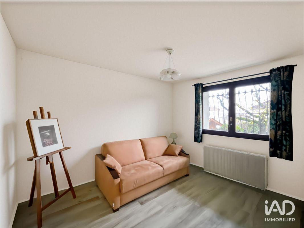 Maison 8 Pièce(s) Coubron