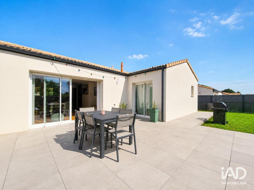 Maison 5 Pièce(s) Sainte-Pazanne