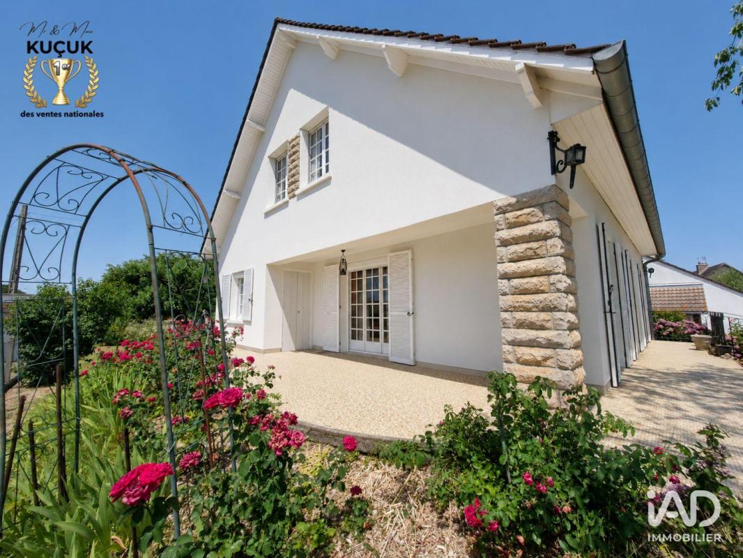 Maison 8 Pièce(s) Saint-Père-sur-Loire