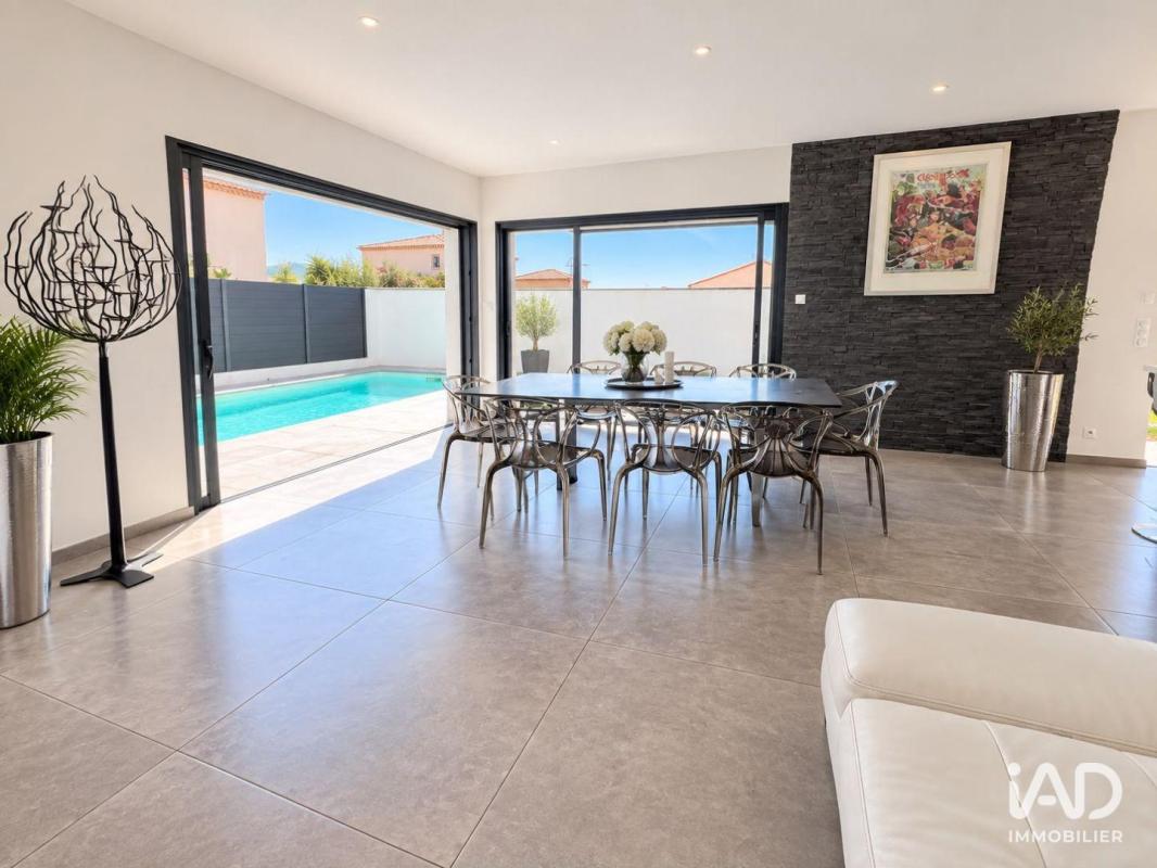 Maison 5 Pièce(s) Saint-Cyr-sur-Mer