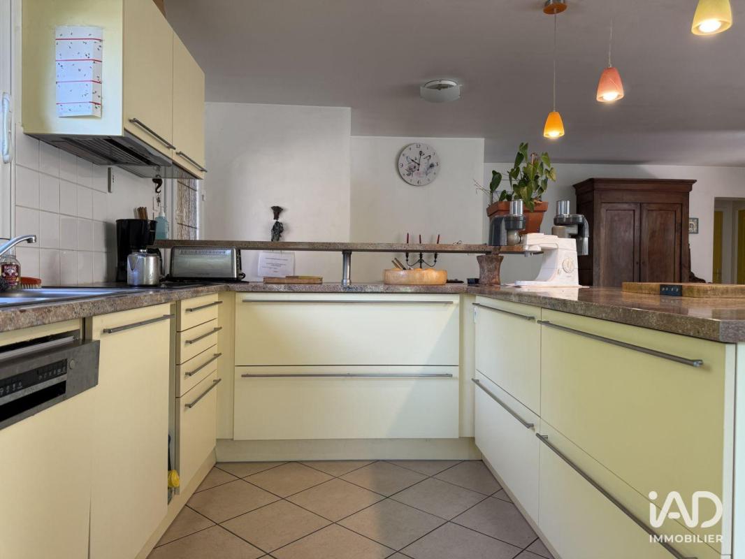 Maison 7 Pièce(s) Villefranche-de-Panat - Photo 4