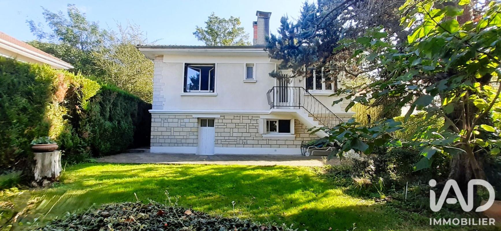 Maison traditionnelle 4 Pièce(s) Noiseau
