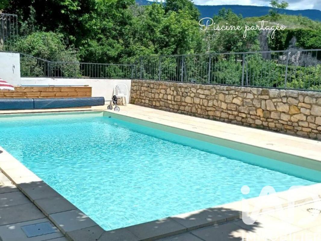 Immeuble  Sainte-Jalle - Photo 24