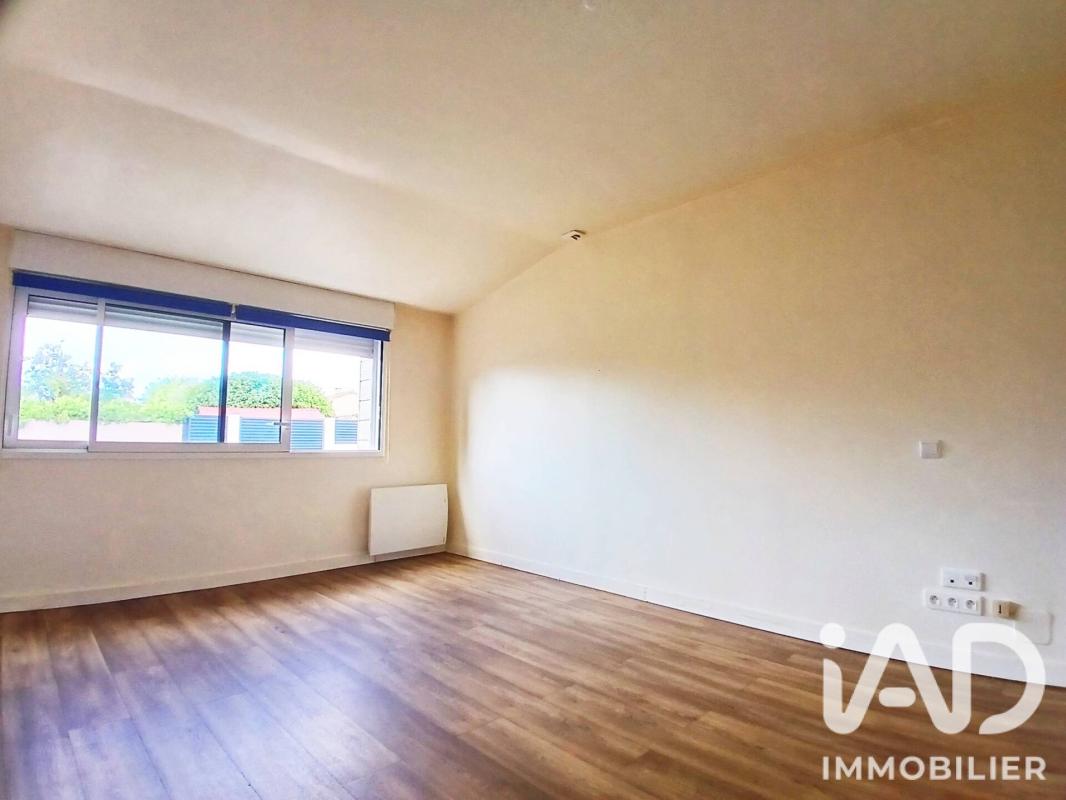 Maison 4 Pièce(s) Yzernay - Photo 5