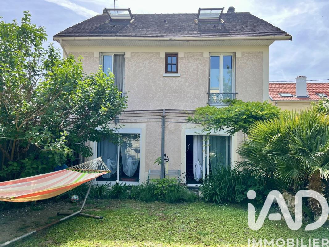 Maison 5 Pièce(s) Croissy-sur-Seine
