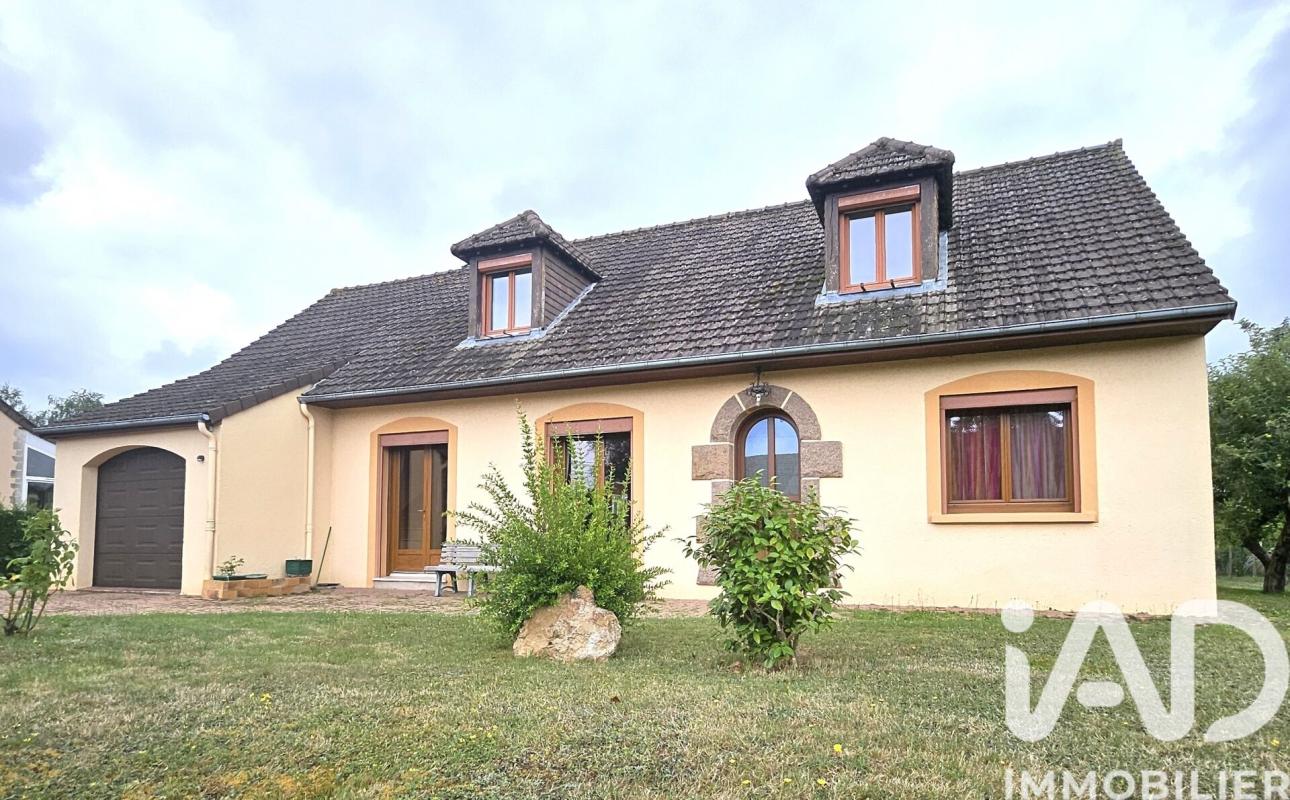 Maison traditionnelle 5 Pièce(s) Luché-Pringé