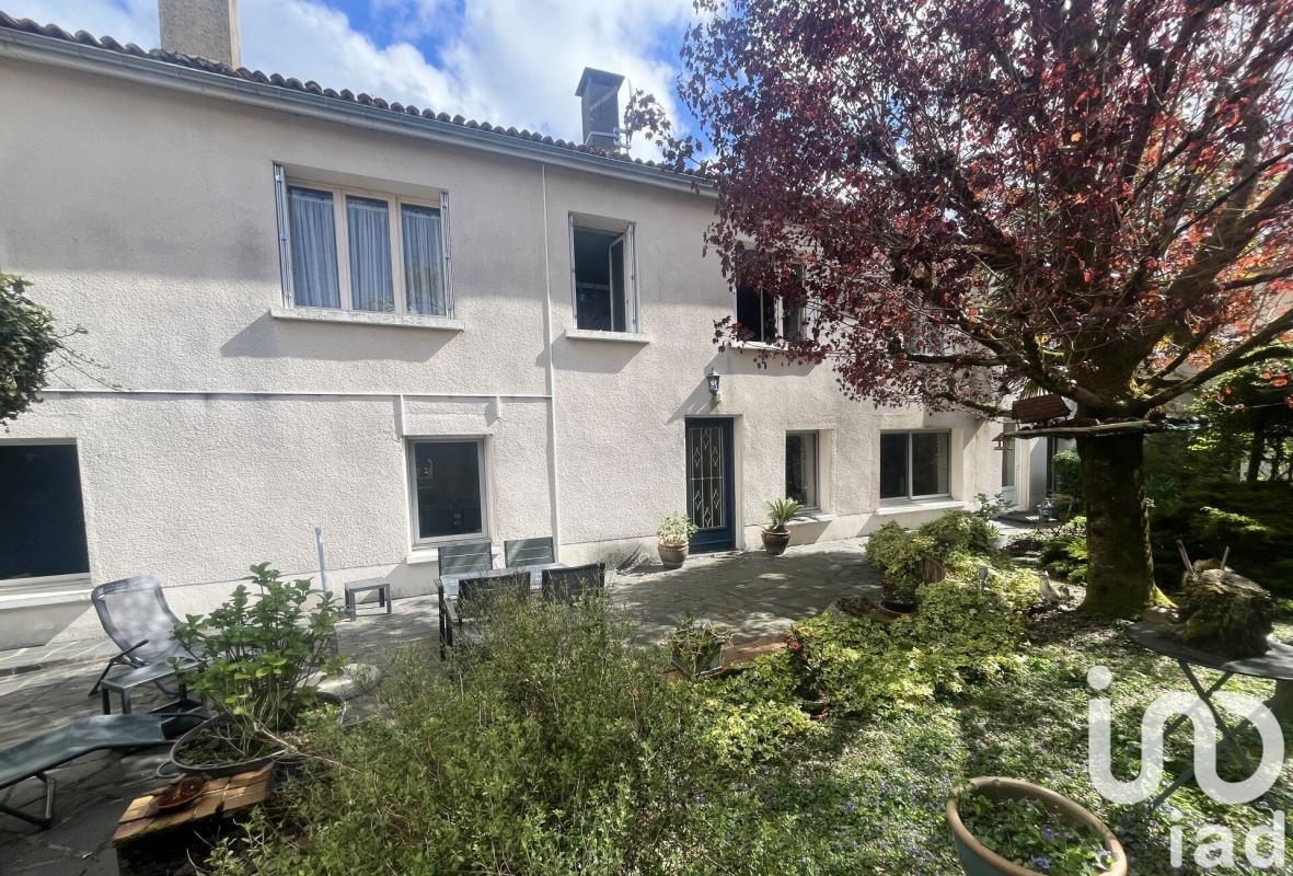Maison 7 Pièce(s) Parthenay - Photo 2