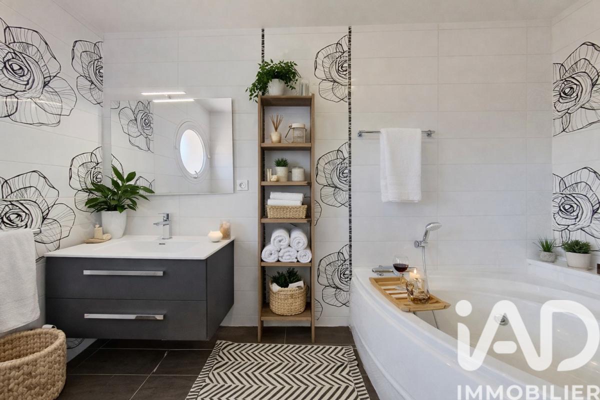 Maison 6 Pièce(s) Saint-Clair-de-la-Tour - Photo 10
