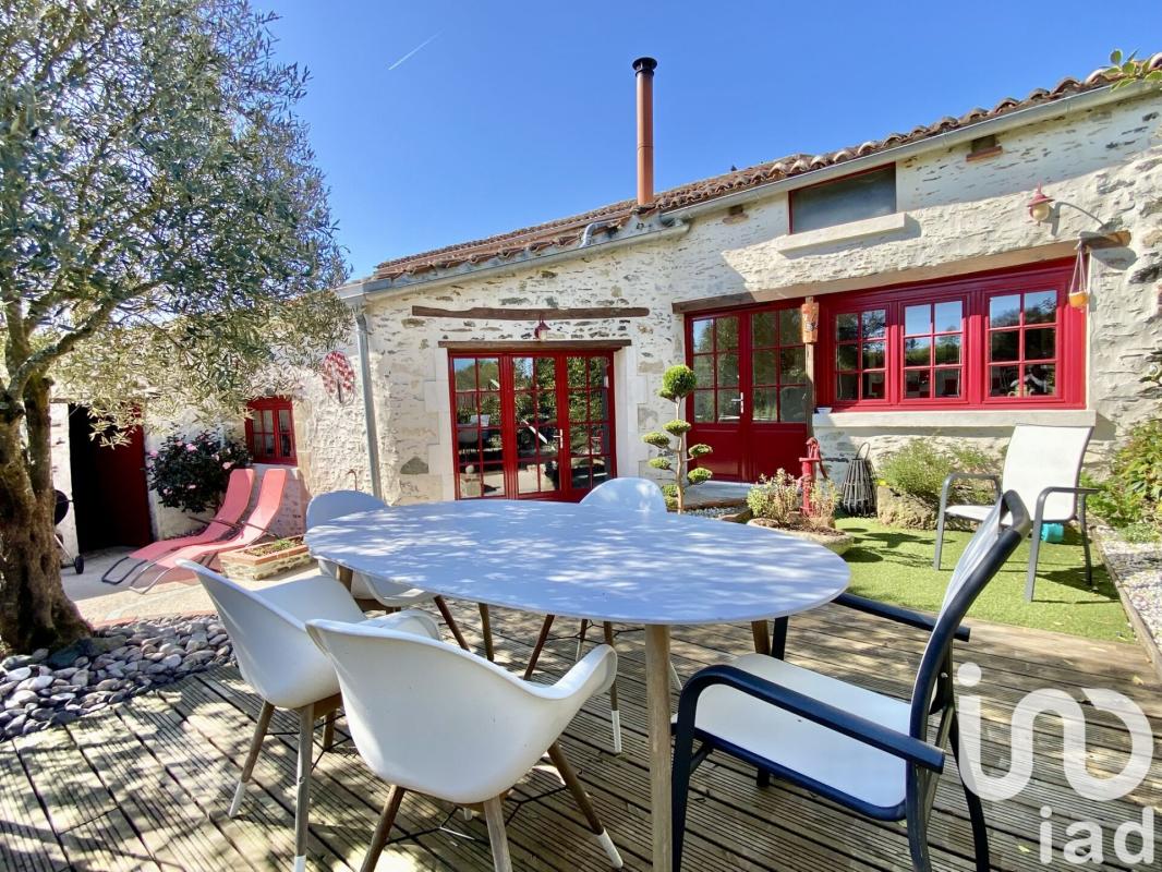 Maison 6 Pièce(s) Vouvant