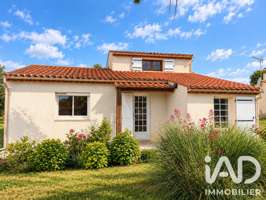Maison 5 Pièce(s) Saint-Benoist-sur-Mer - Photo 1