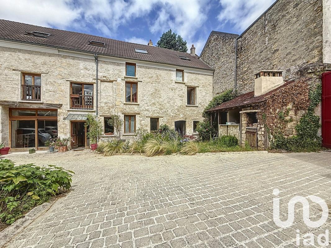 Maison longère 9 Pièce(s) Juziers