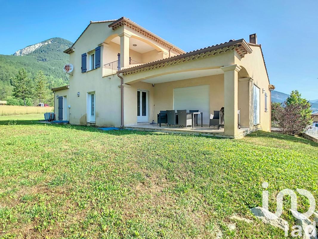 Maison 8 Pièce(s) Saint-André-les-Alpes - Photo 2