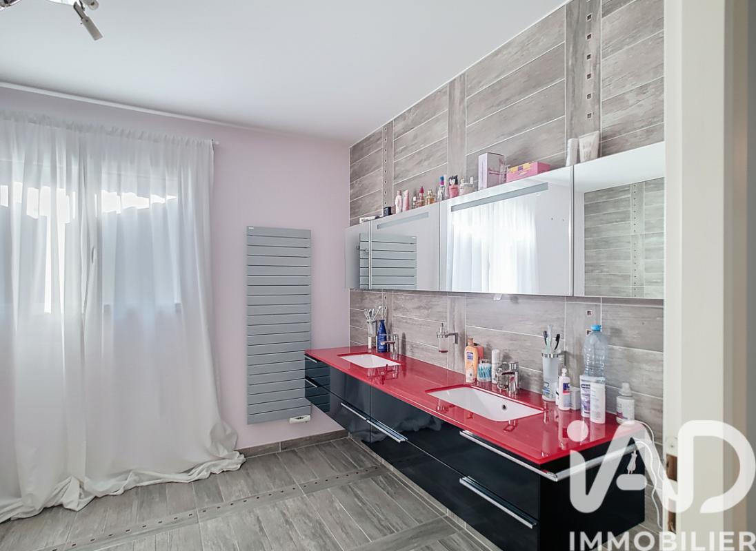 Maison 8 Pièce(s) Saint-André-les-Alpes - Photo 12