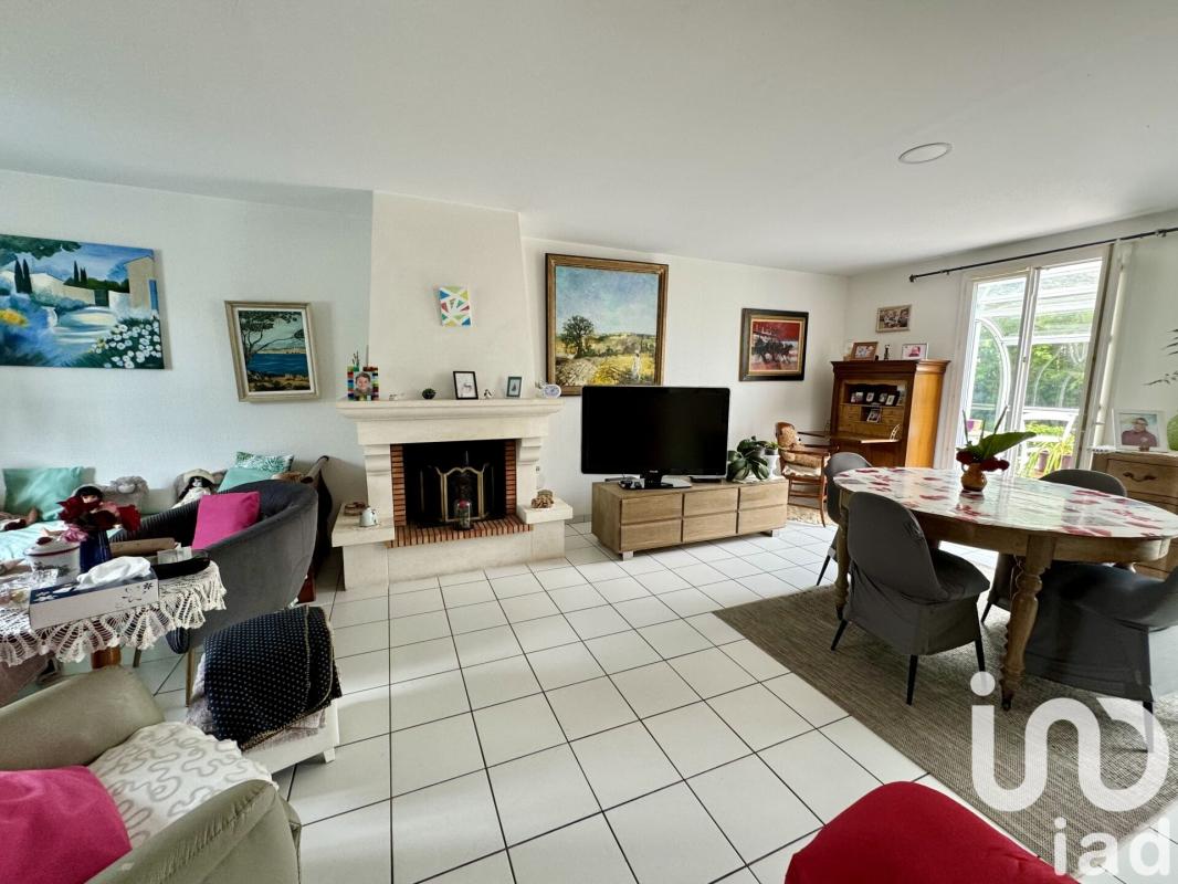 Maison 8 Pièce(s) Marennes-Hiers-Brouage - Photo 2