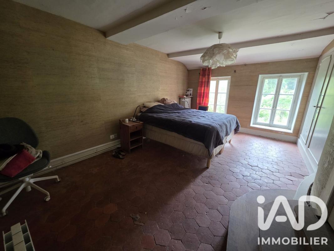 Maison 11 Pièce(s) Druyes-les-Belles-Fontaines - Photo 8