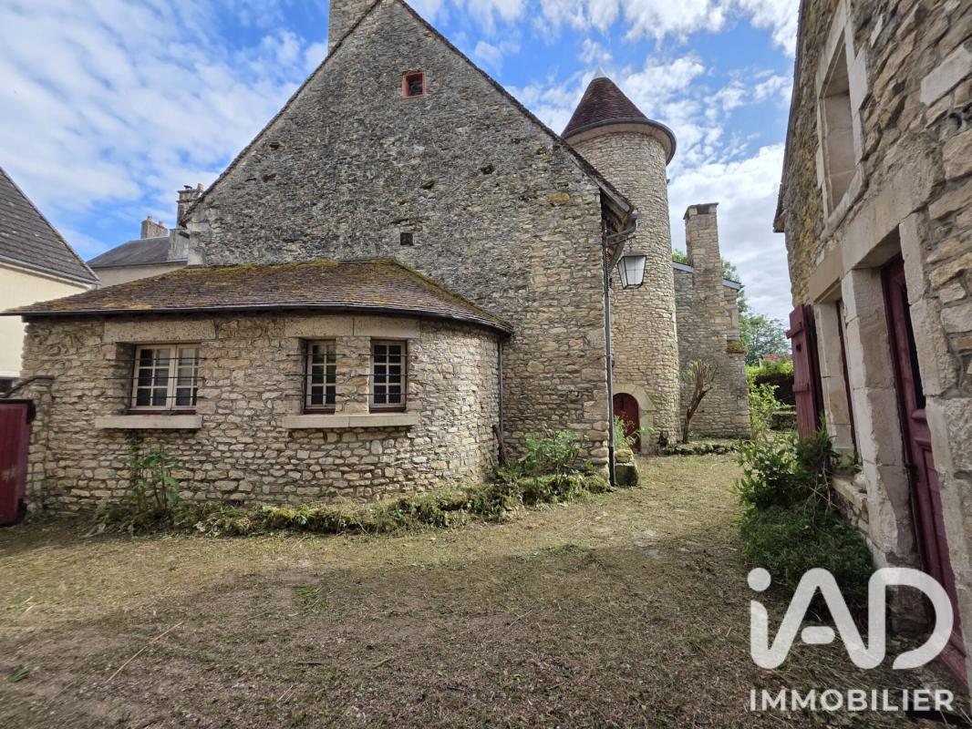 Maison 11 Pièce(s) Druyes-les-Belles-Fontaines - Photo 19