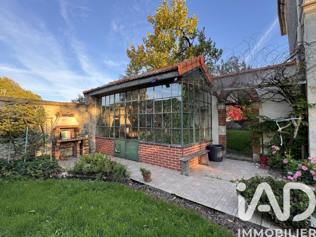 Maison 9 Pièce(s) La Châtaigneraie - Photo 18
