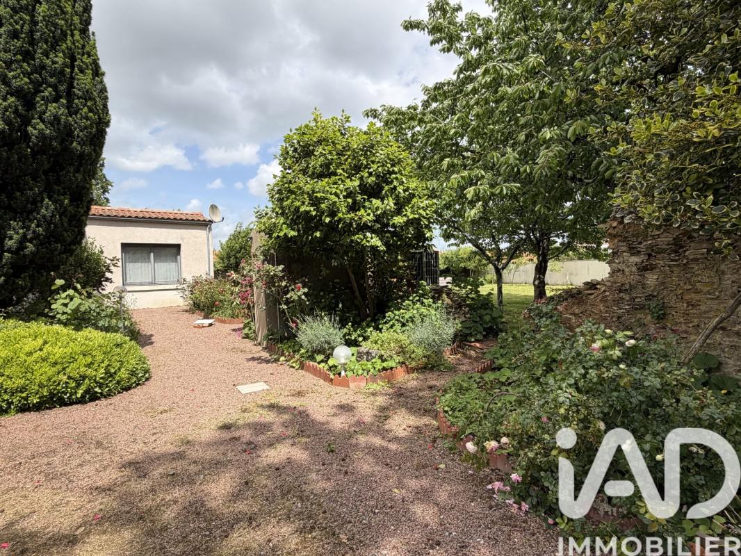 Maison 9 Pièce(s) La Châtaigneraie - Photo 21